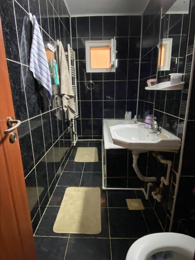 Apartment For Rent Galaţi Екстериор снимка